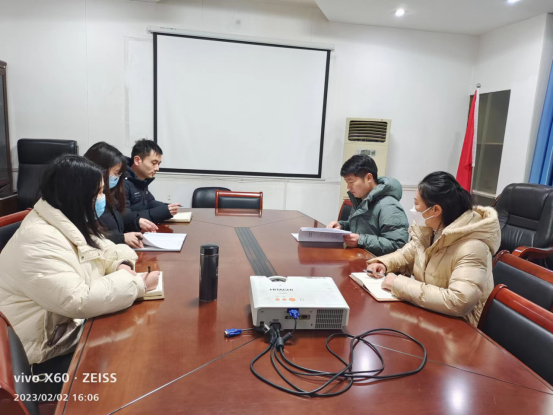 2.6市產(chǎn)業(yè)集團開展集中學(xué)習(xí)五屆市紀委三次全會精神活動1251.png